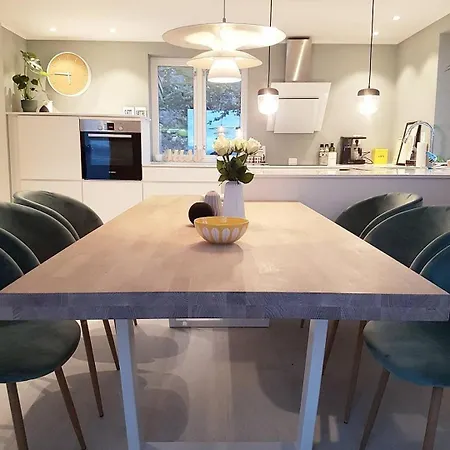 Lovely Sea View In Modern Family House!