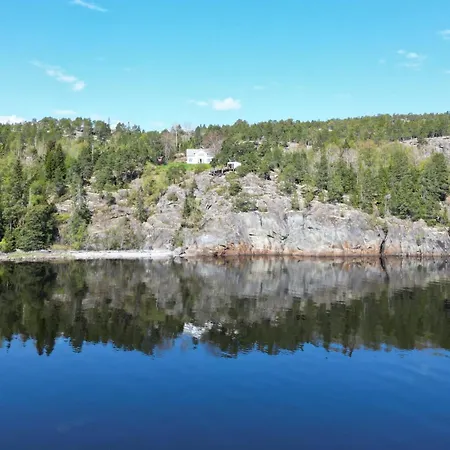 Lovely Sea View In Modern Family House! *