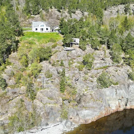 Lovely Sea View In Modern Family House! * 스테인헤르