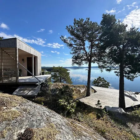 Lovely Sea View In Modern Family House! Prázdninový dům *