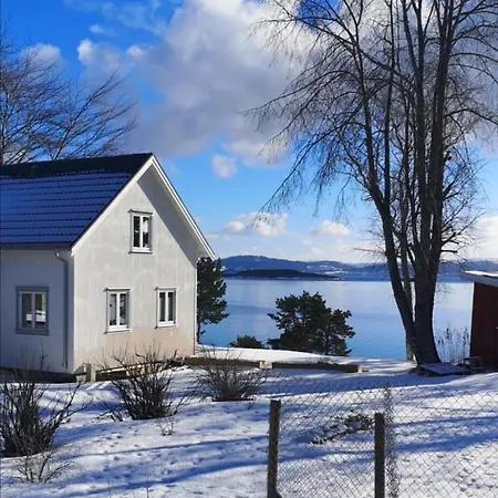 Lovely Sea View In Modern Family House! * Steinkjer