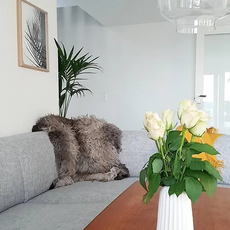 Prázdninový dům Lovely Sea View In Modern Family House! Steinkjer